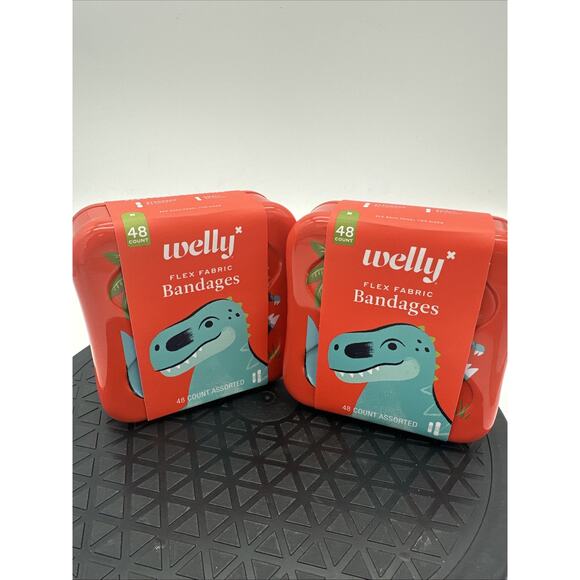 Welly Bandages Adhesive Flexible Fabric Bravery Badges Assorted Designs - Picture 1 of 2